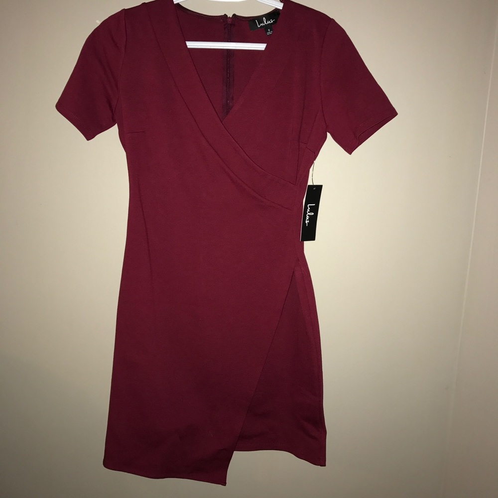 Bodycon Wine Red Lulus dress (brand new)